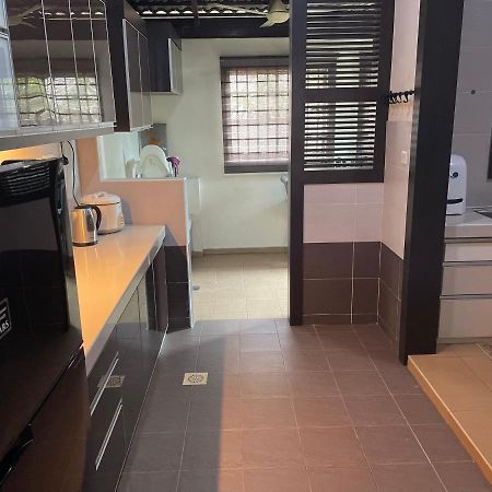 Villaparadise Homestay บาตู ปาฮัท ภายนอก รูปภาพ